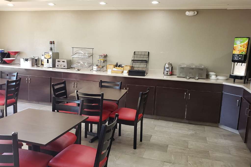 Red Roof Inn & Suites Vicksburg Interior photo